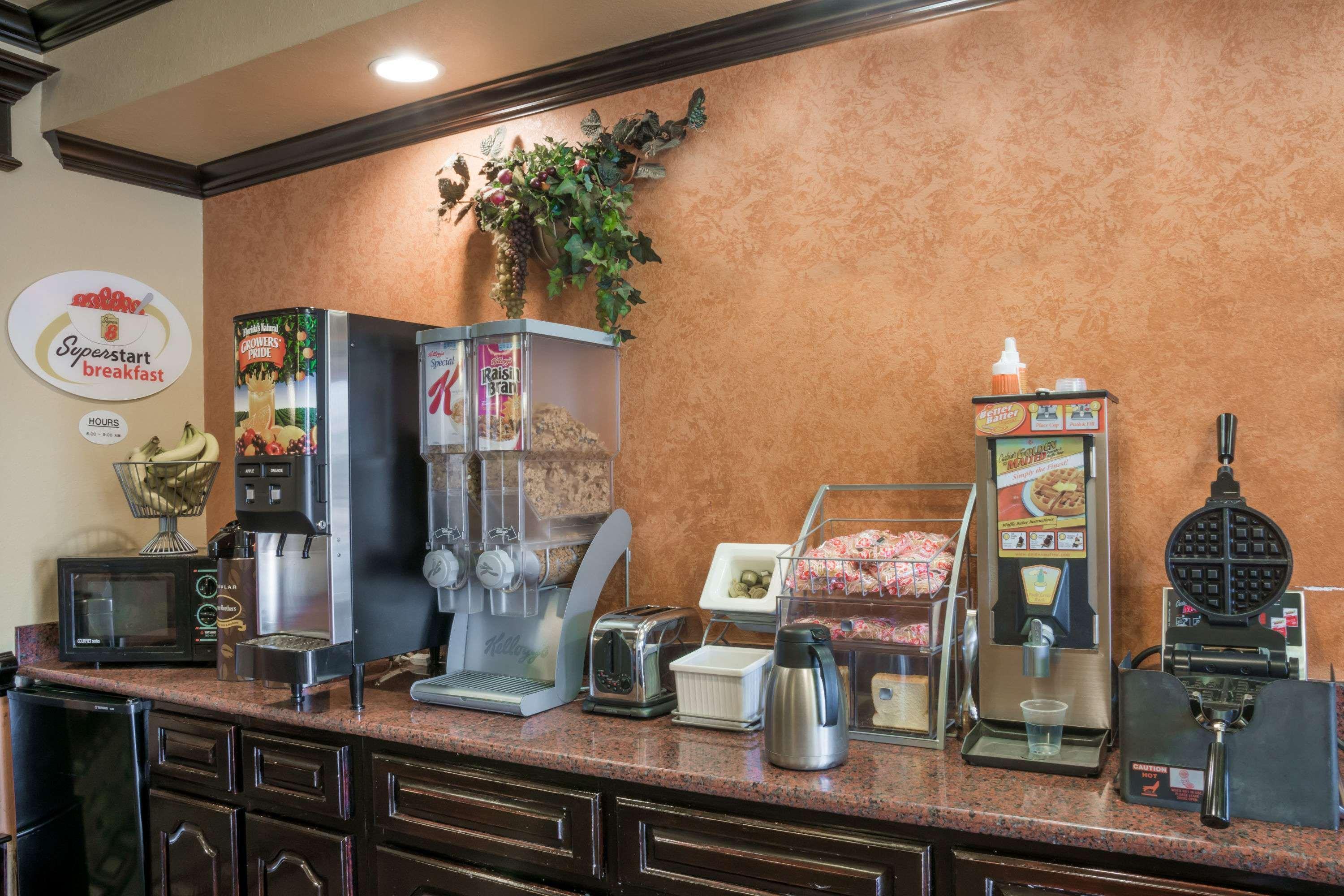 Econo Lodge Beaumont I-10 South Buitenkant foto